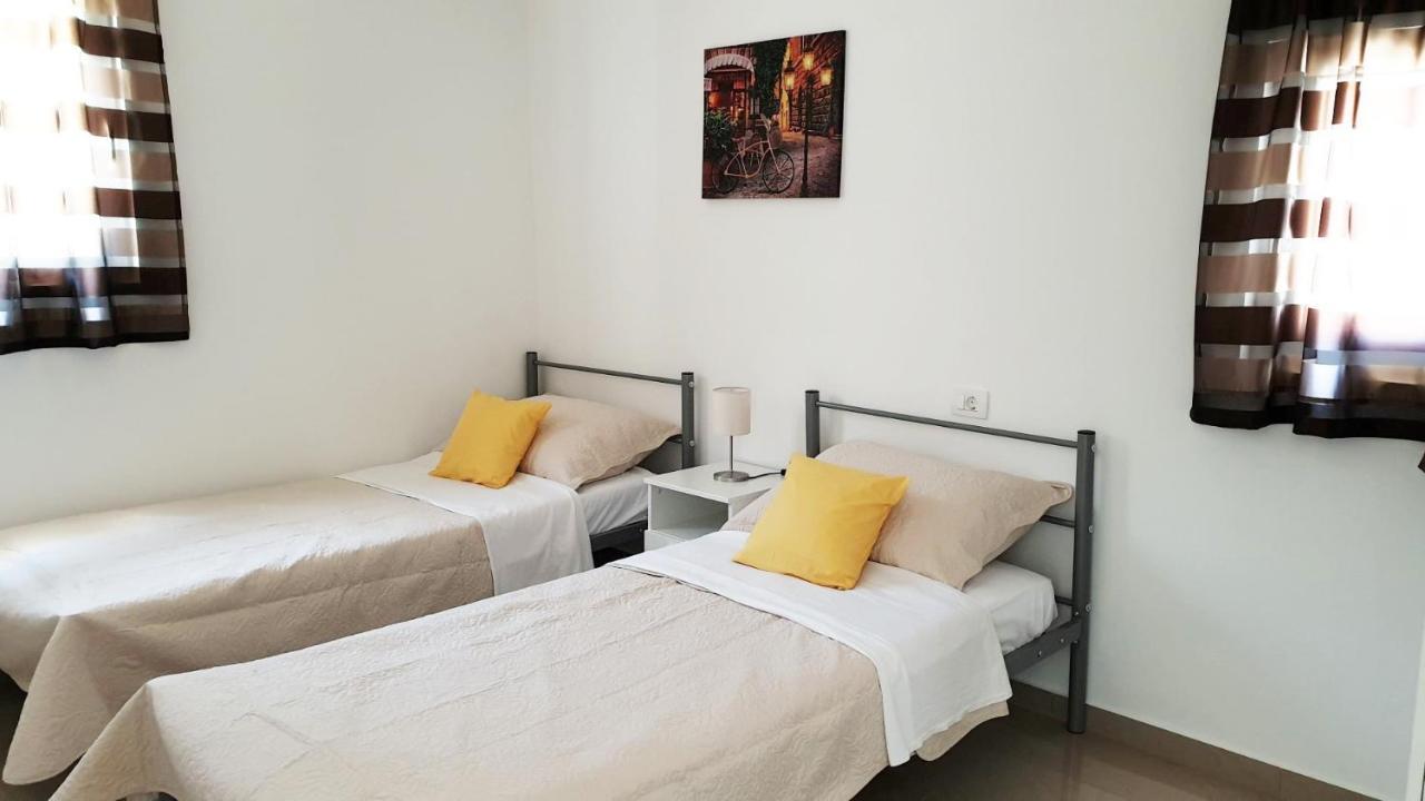 Apartments Solta Rogač Екстериор снимка