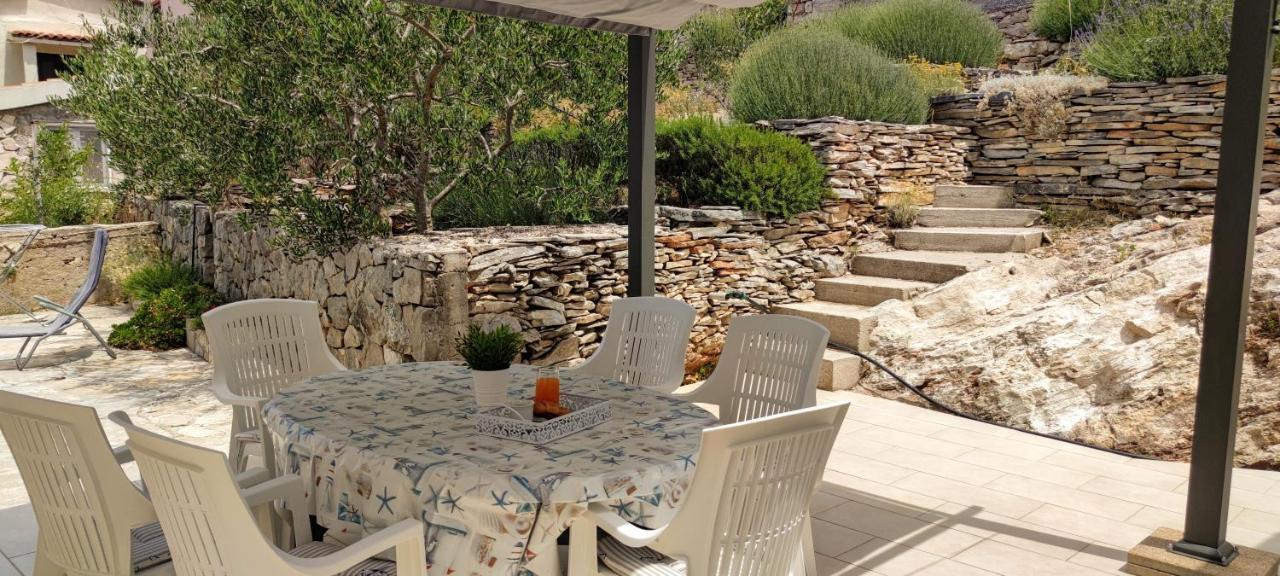 Apartments Solta Rogač Екстериор снимка